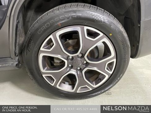 Used 2016 Jeep Renegade Limited FWD image 10