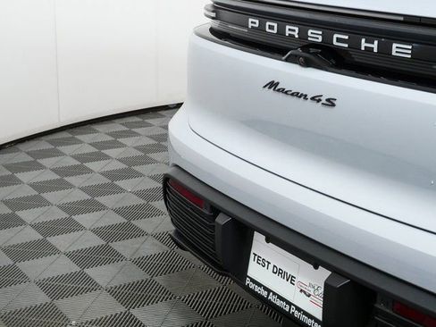 New 2026 Porsche Macan 4S Electric image 37