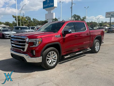 Used 2020 GMC Sierra 1500 SLE w/ SLE Value Package AWD/4WD image 3