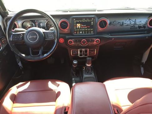 Certified 2022 Jeep Gladiator Sport AWD/4WD image 16