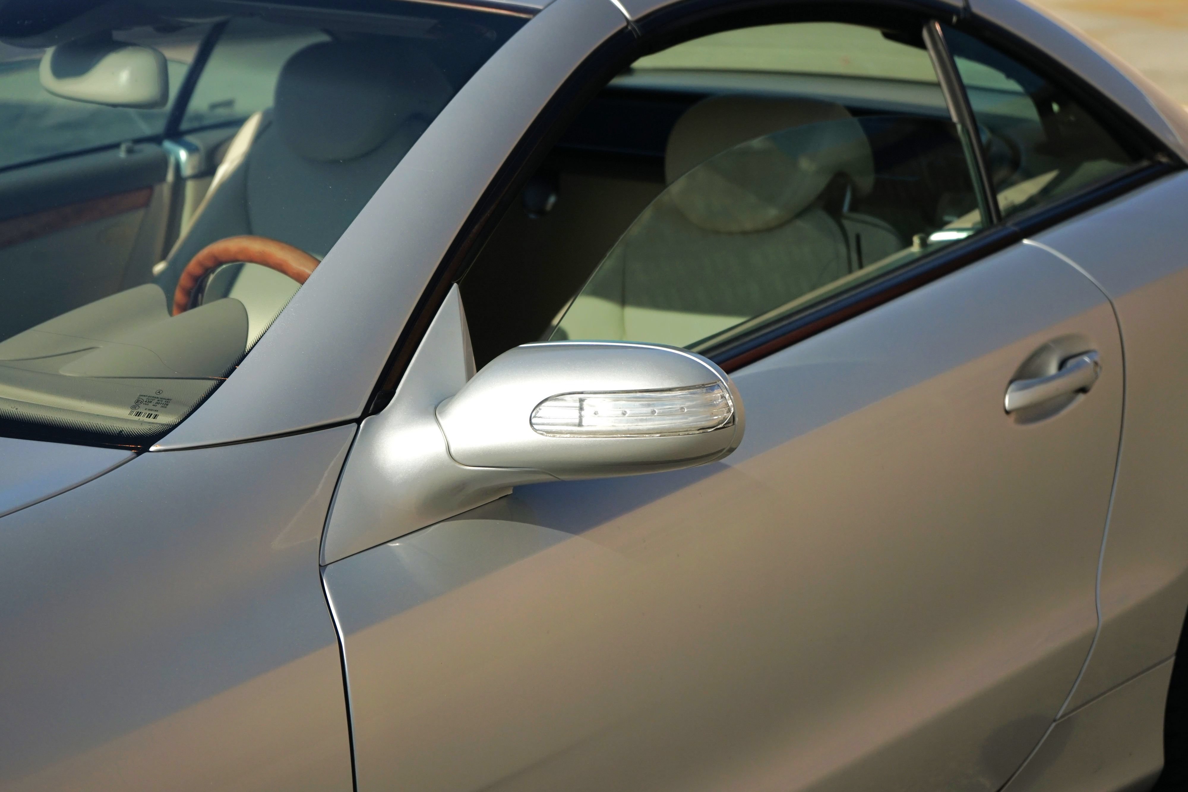 Used 2004 Mercedes-Benz SL 500 image 13