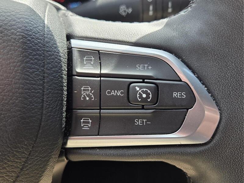 Certified 2023 Jeep Compass Limited w/ Elite Group AWD/4WD image 32