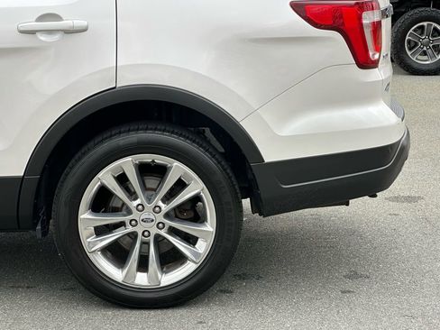 Used 2019 Ford Explorer XLT w/ Equipment Group 202A image 35