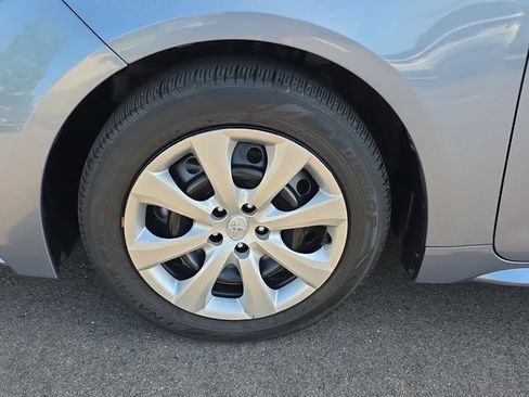 Used 2024 Toyota Corolla LE FWD image 9