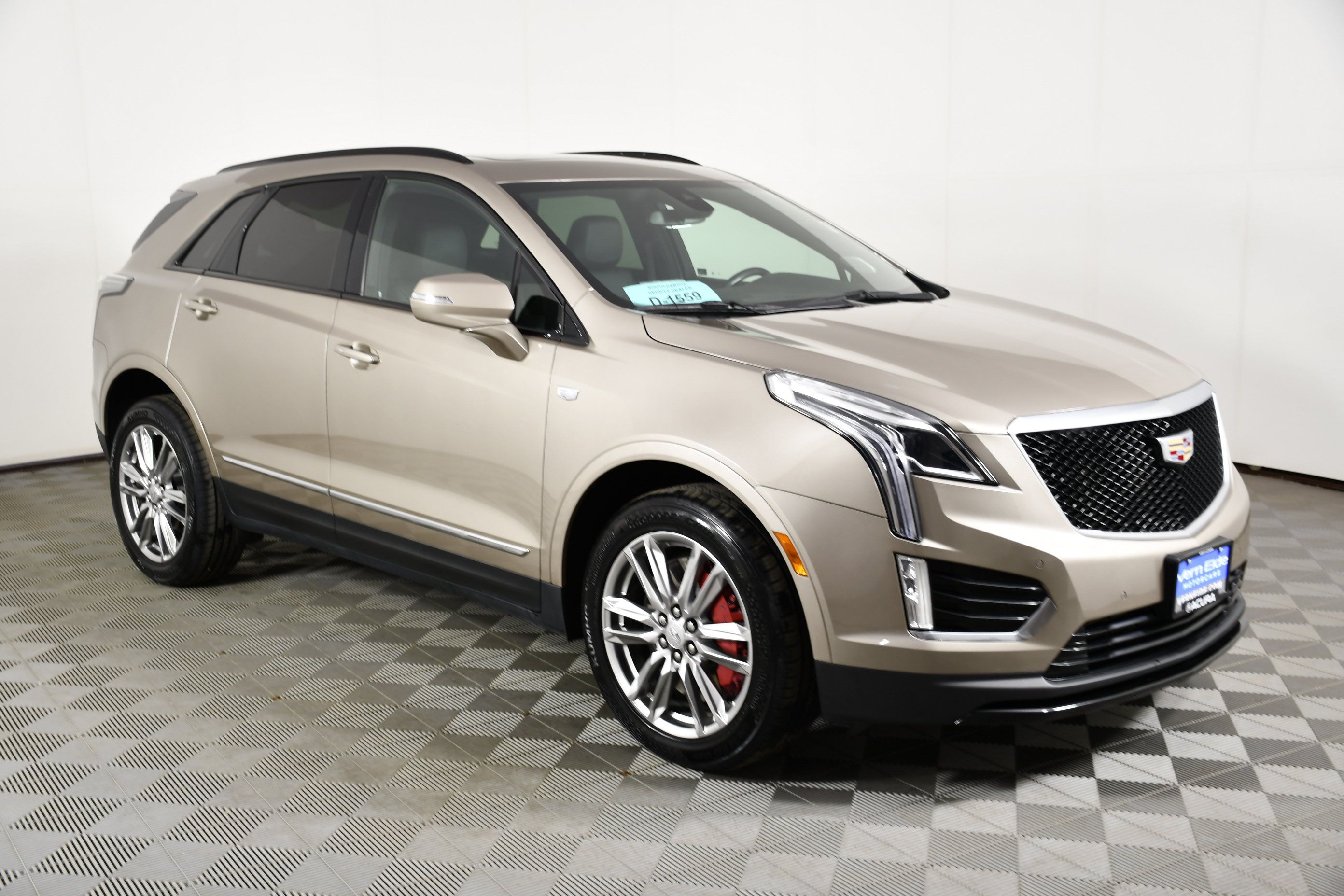 Used 2023 Cadillac XT5 Sportv AWD/4WD image 4