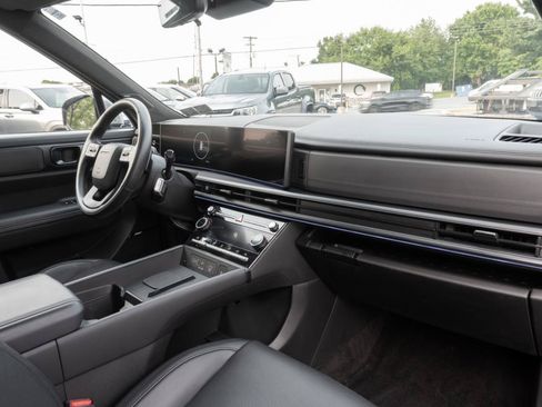 Used 2024 Hyundai Santa Fe Calligraphy AWD/4WD image 46