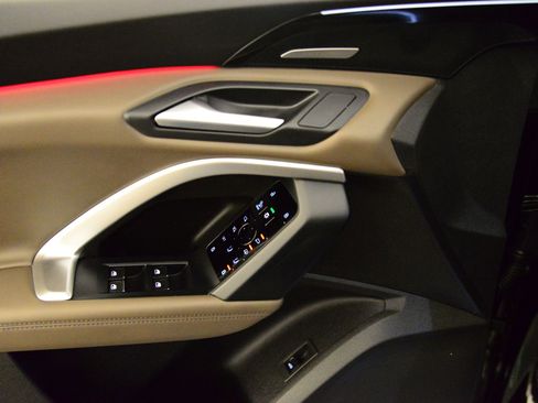 New 2025 Audi Q5 Premium Plus image 9