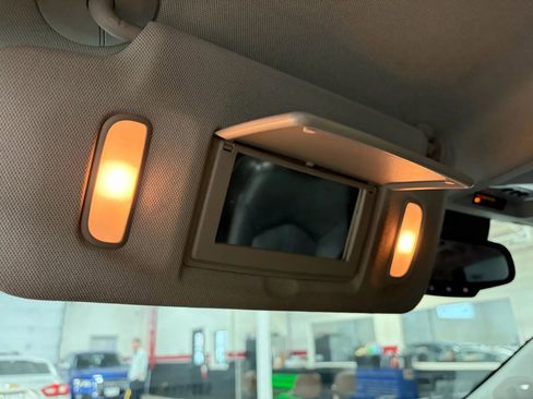 Used 2014 Cadillac SRX Premium image 54