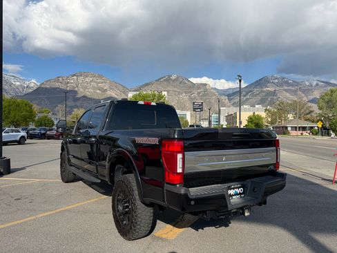 Used 2022 Ford F350 Platinum w/ Tremor Off-Road Package AWD/4WD image 7