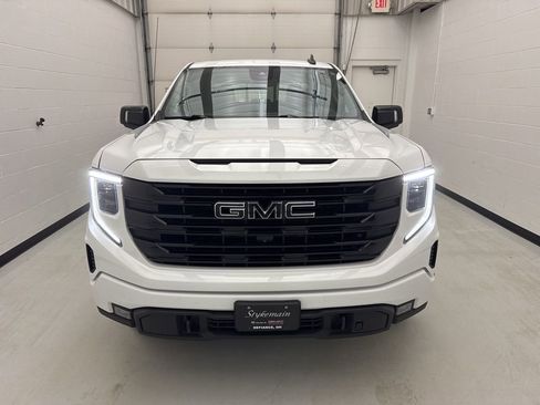 Used 2023 GMC Sierra 1500 Elevation w/ Elevation Premium Package image 2