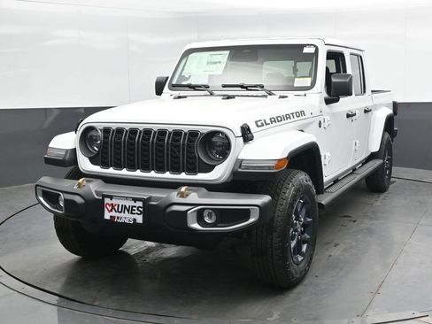 New 2026 Jeep Gladiator Sport AWD/4WD image 8