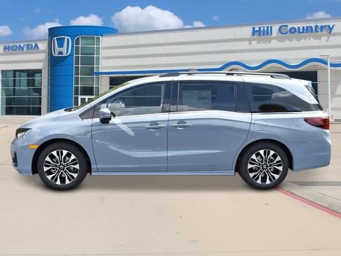 New 2026 Honda Odyssey Elite image 2