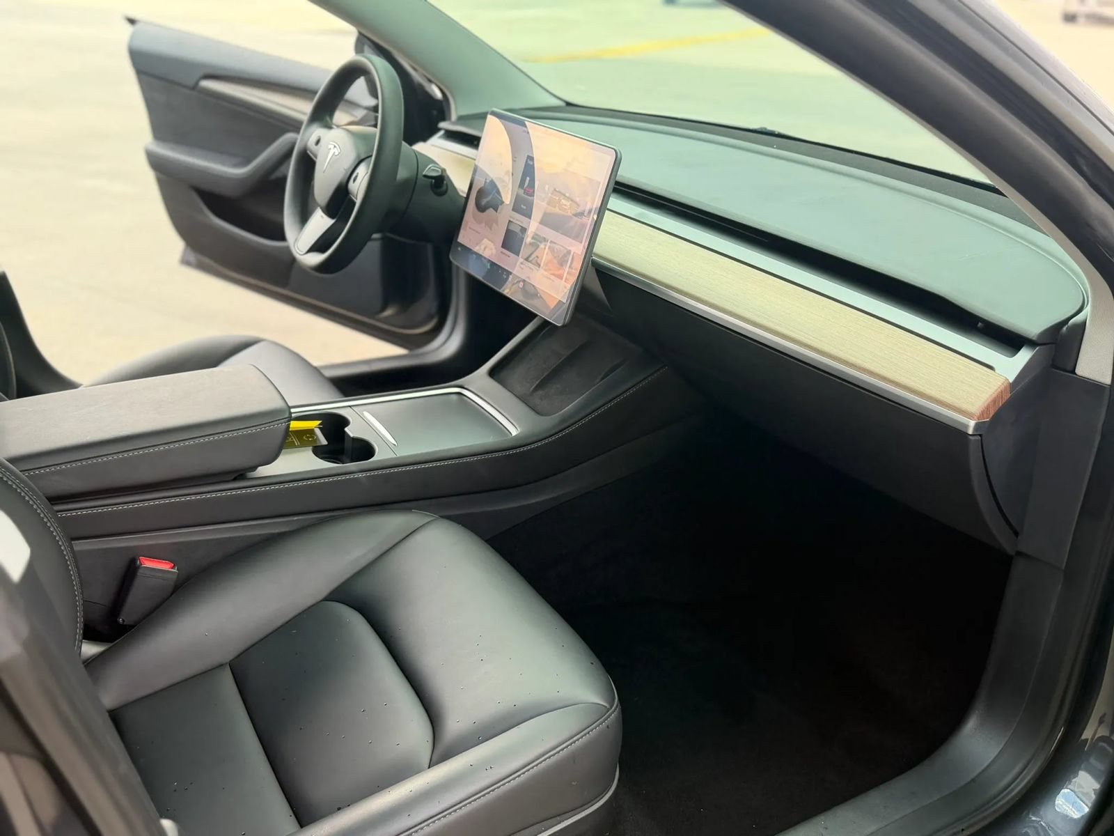 Used 2023 Tesla Model 3 Standard Range RWD image 24