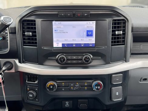 Used 2022 Ford F150 XL w/ Equipment Group 101A High AWD/4WD image 20