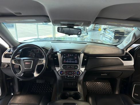 Used 2015 GMC Yukon SLE RWD image 10