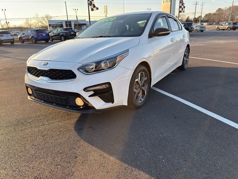 Used 2020 Kia Forte LXS image 3