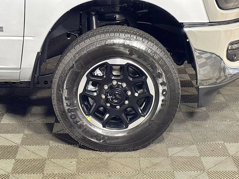 New 2026 RAM 2500 Laramie AWD/4WD image 23