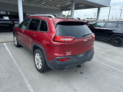 Used 2014 Jeep Cherokee Latitude AWD/4WD image 13