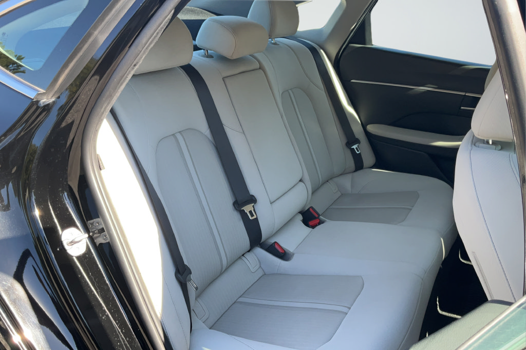 Used 2024 Hyundai Sonata SEL FWD image 20