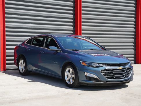 Used 2024 Chevrolet Malibu LS FWD image 5