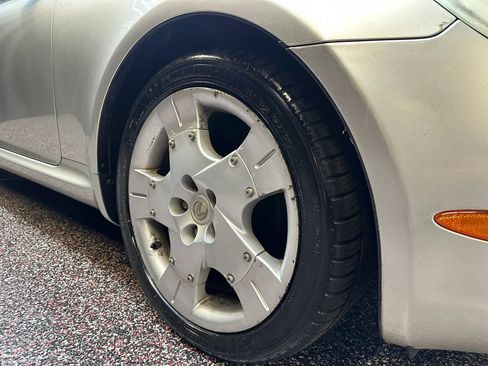 Used 2002 Lexus SC 430 Convertible RWD image 32