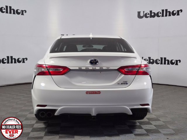 Used 2020 Toyota Camry SE FWD image 6