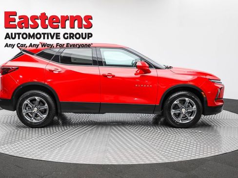 Used 2023 Chevrolet Blazer LT image 4