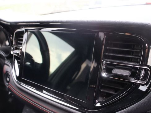 Used 2024 Dodge Durango GT image 10