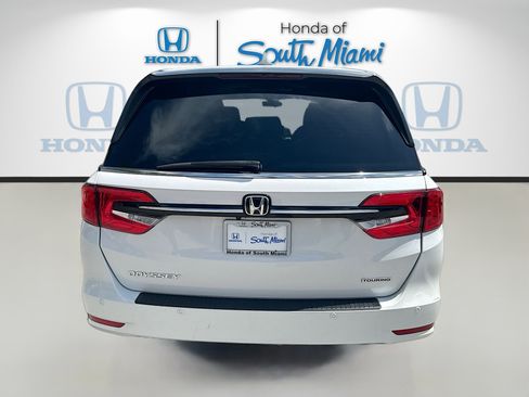 Certified 2023 Honda Odyssey Touring image 6