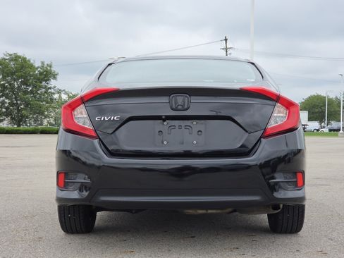 Used 2018 Honda Civic LX image 13