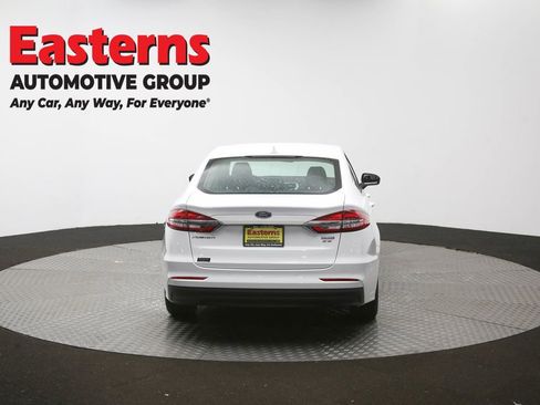 Used 2020 Ford Fusion SE FWD image 35