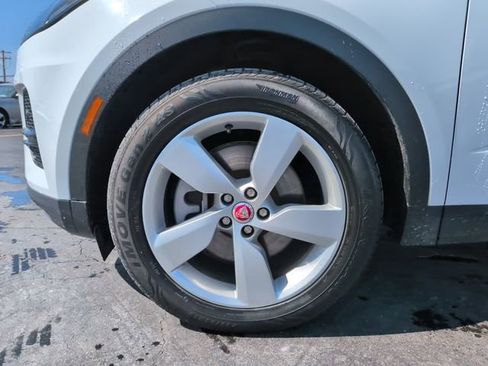 Used 2022 Jaguar E-PACE SE image 13