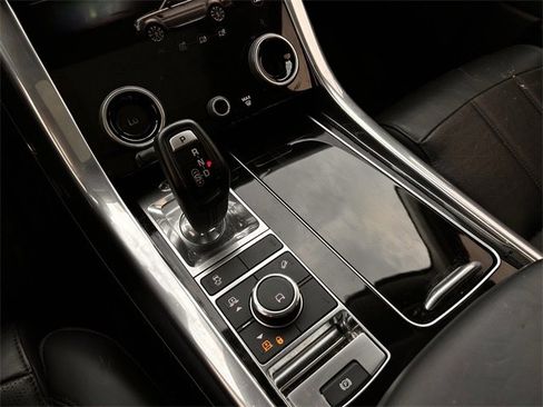 Used 2019 Land Rover Range Rover Sport HSE Dynamic image 22