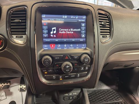 Used 2018 Dodge Durango SRT w/ SRT Interior Appearance Group AWD/4WD image 20