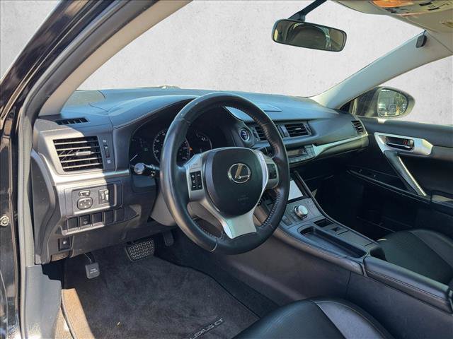 Used 2013 Lexus CT 200h FWD image 10
