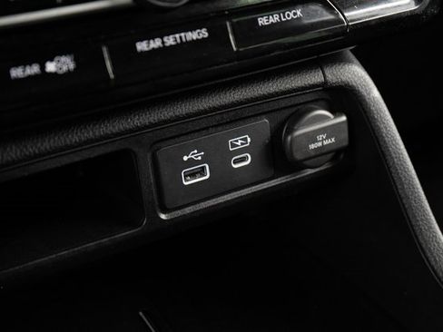 Certified 2025 Honda Pilot EX-L image 25