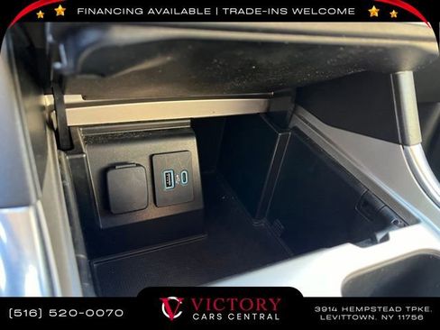 Used 2020 Ford Explorer Limited image 33