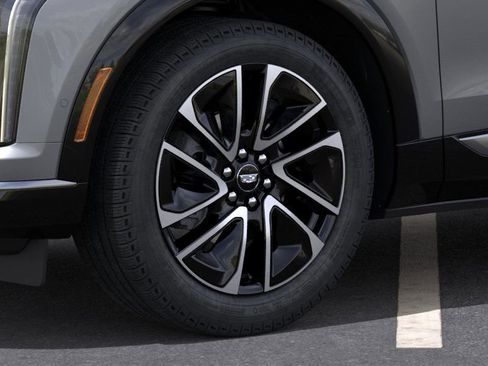 New 2025 Cadillac Optiq Sport 1 w/ LPO, Floor Liner Package image 9