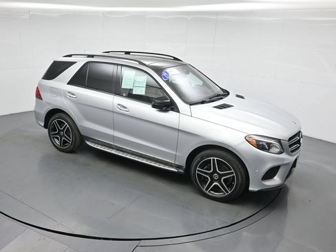Used 2019 Mercedes-Benz GLE 400 4MATIC image 40