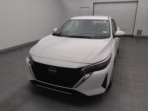 Used 2025 Nissan Sentra S FWD image 15