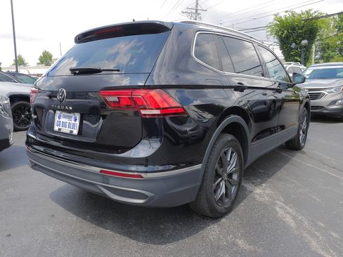 Used 2024 Volkswagen Tiguan SE FWD image 7