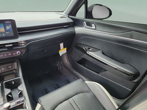 Certified 2025 Kia K5 GT-Line FWD image 11