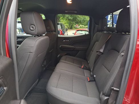 Used 2023 GMC Canyon Elevation w/ Convenience Package AWD/4WD image 10