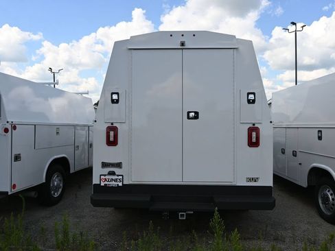 New 2025 Ford E-350 and Econoline 350 Super Duty w/ Power Equipment Group RWD image 5