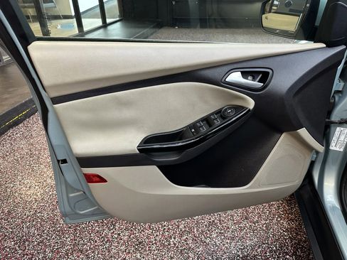 Used 2014 Ford Focus Electric Hatchback image 10