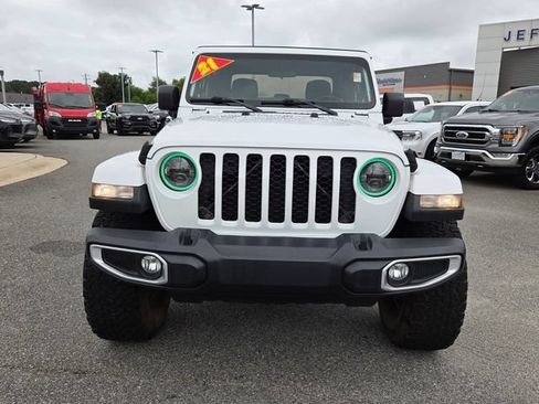 Used 2021 Jeep Gladiator Sport AWD/4WD image 2