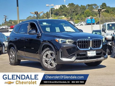 Used 2023 BMW X1 xDrive28i AWD/4WD image 1