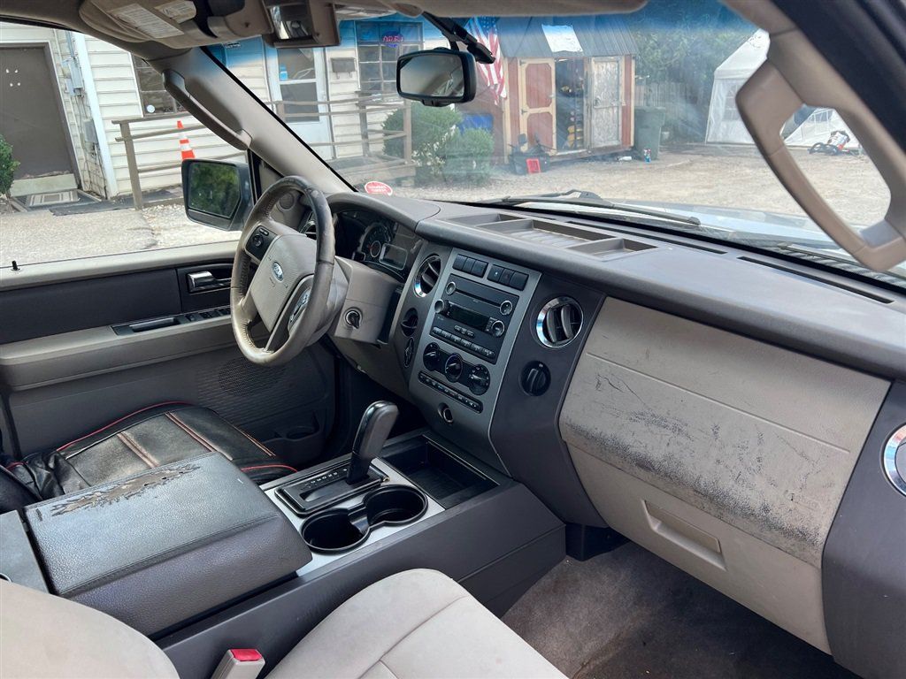 Used 2010 Ford Expedition EL XLT RWD image 11