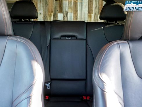 Used 2017 Volvo XC60 T5 Dynamic w/ Advanced Package image 26