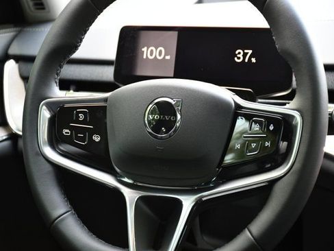 New 2025 Volvo EX90 Ultra image 19